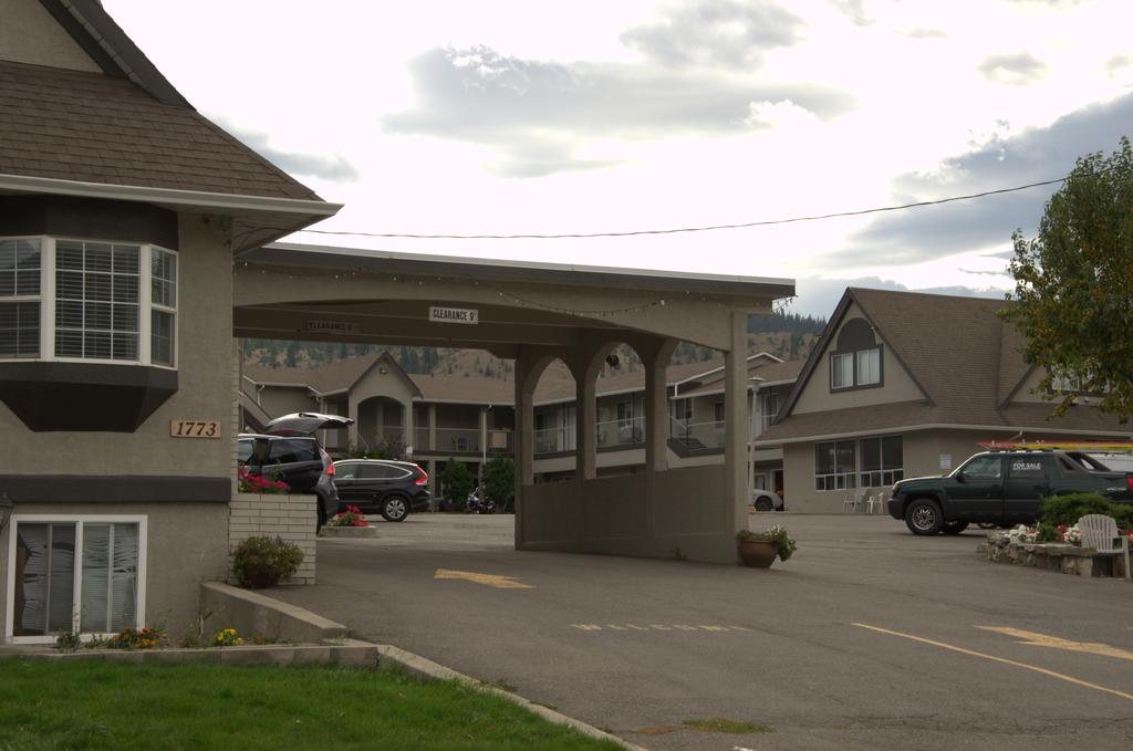 Best Budget Inn & Suites Kamloops Eksteriør bilde