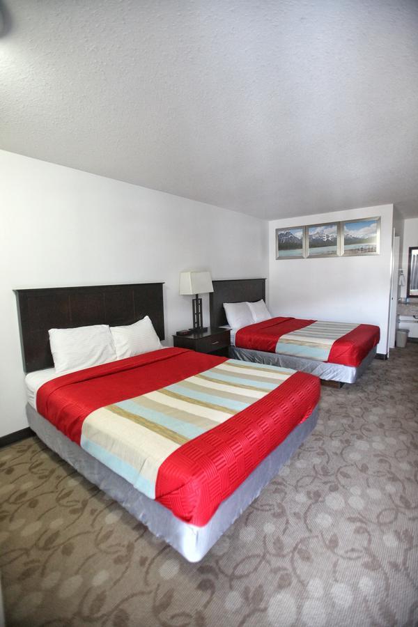 Best Budget Inn & Suites Kamloops Eksteriør bilde